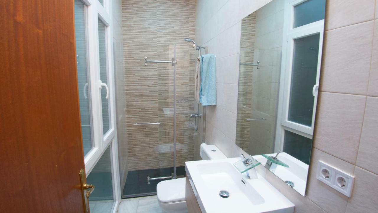 Apartamento Museo Seville Luaran gambar